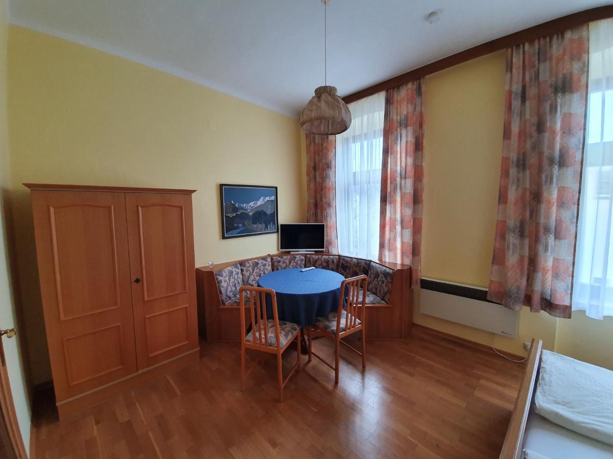 Appartement Zur Post Ferlach Esterno foto