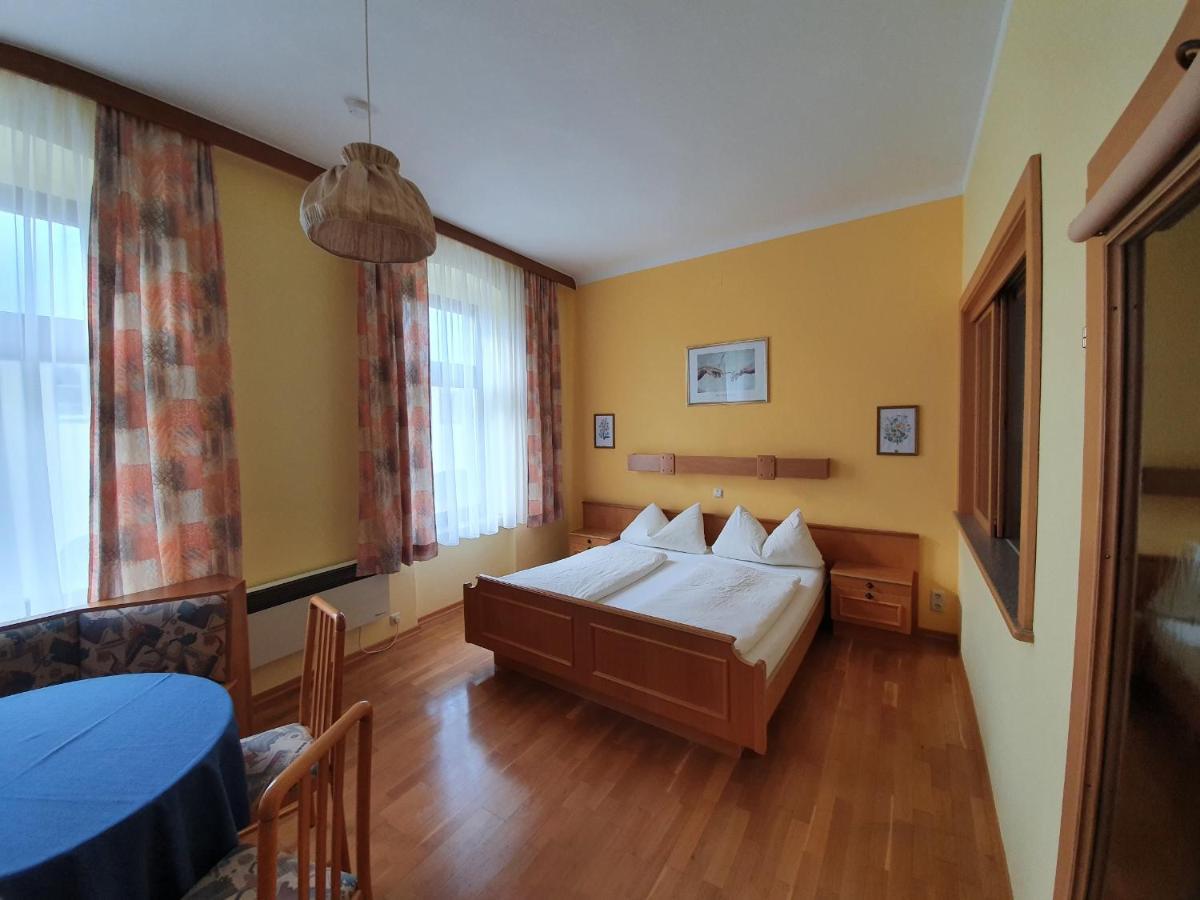 Appartement Zur Post Ferlach Esterno foto