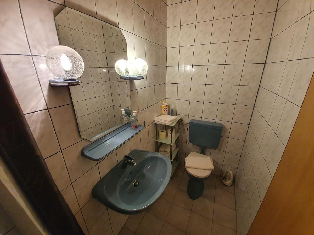 Appartement Zur Post Ferlach Esterno foto