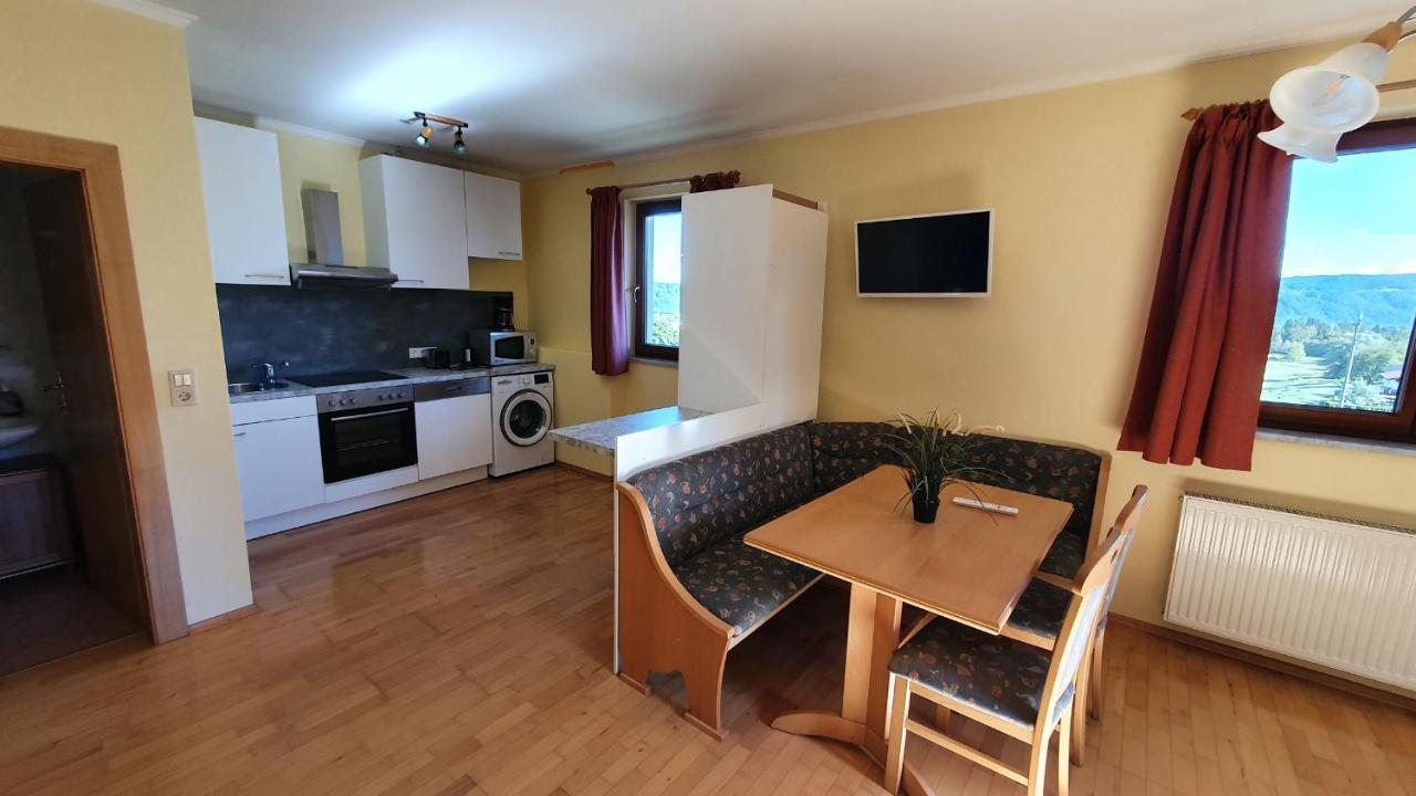 Appartement Zur Post Ferlach Esterno foto